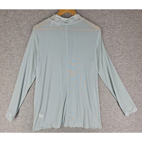 LOGO LAYERS WOMEN’S LIGHT BLUE LONG SLEEVE LACE COLLAR BLOUSE – SIZE LARGE - Picture 4 of 10